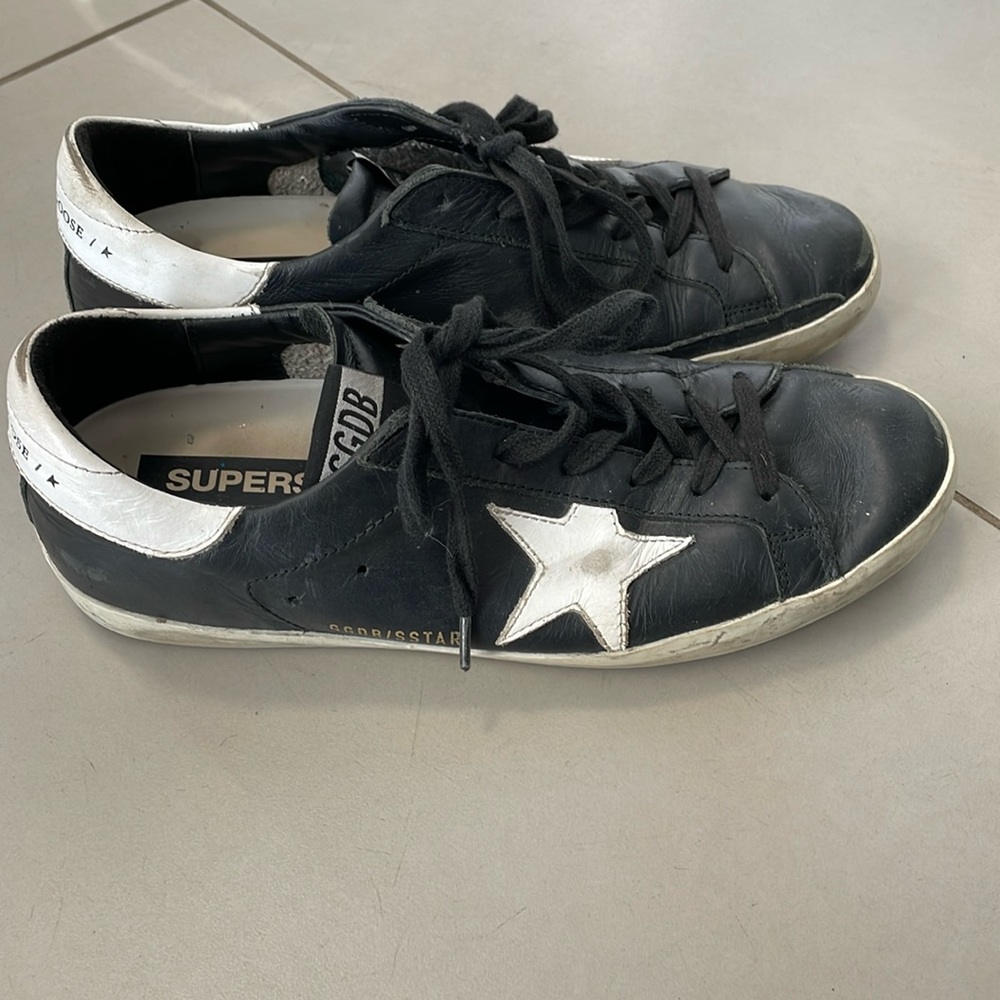 Golden goose classic black superstar sneaker